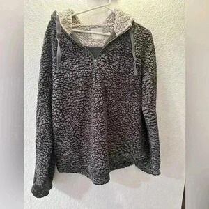 Thread & Supply Grey Sherpa Quarter-Zip Pullover, Size Small Cozy Fleece Sweater